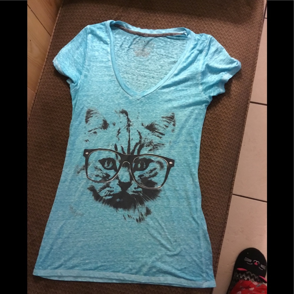 Cat tee shirt